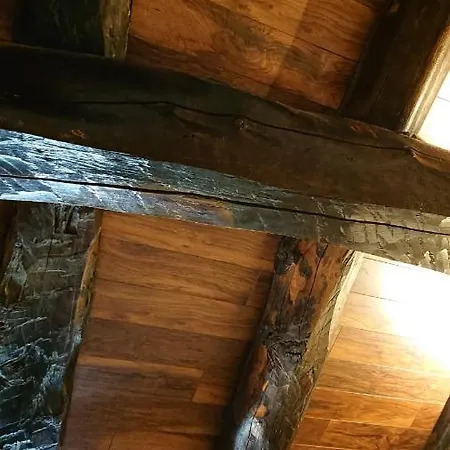 Casa Anton * O Cebrero