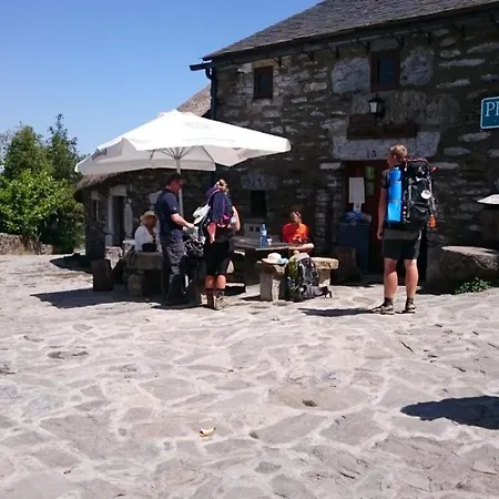 Casa Anton * O Cebrero