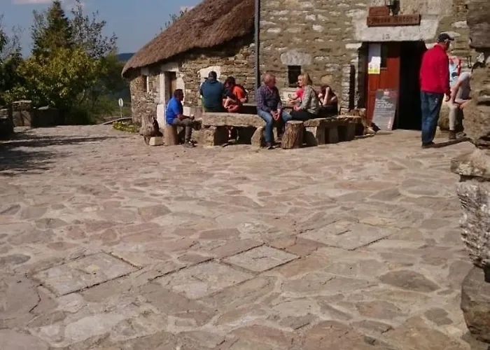 Κατάλυμα σε φάρμα Casa Anton