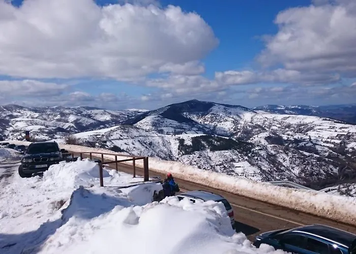 Κατάλυμα σε φάρμα Casa Anton *